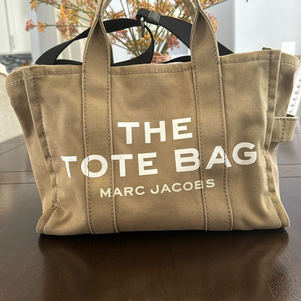 THE TOTE BAG MARC JACOBS